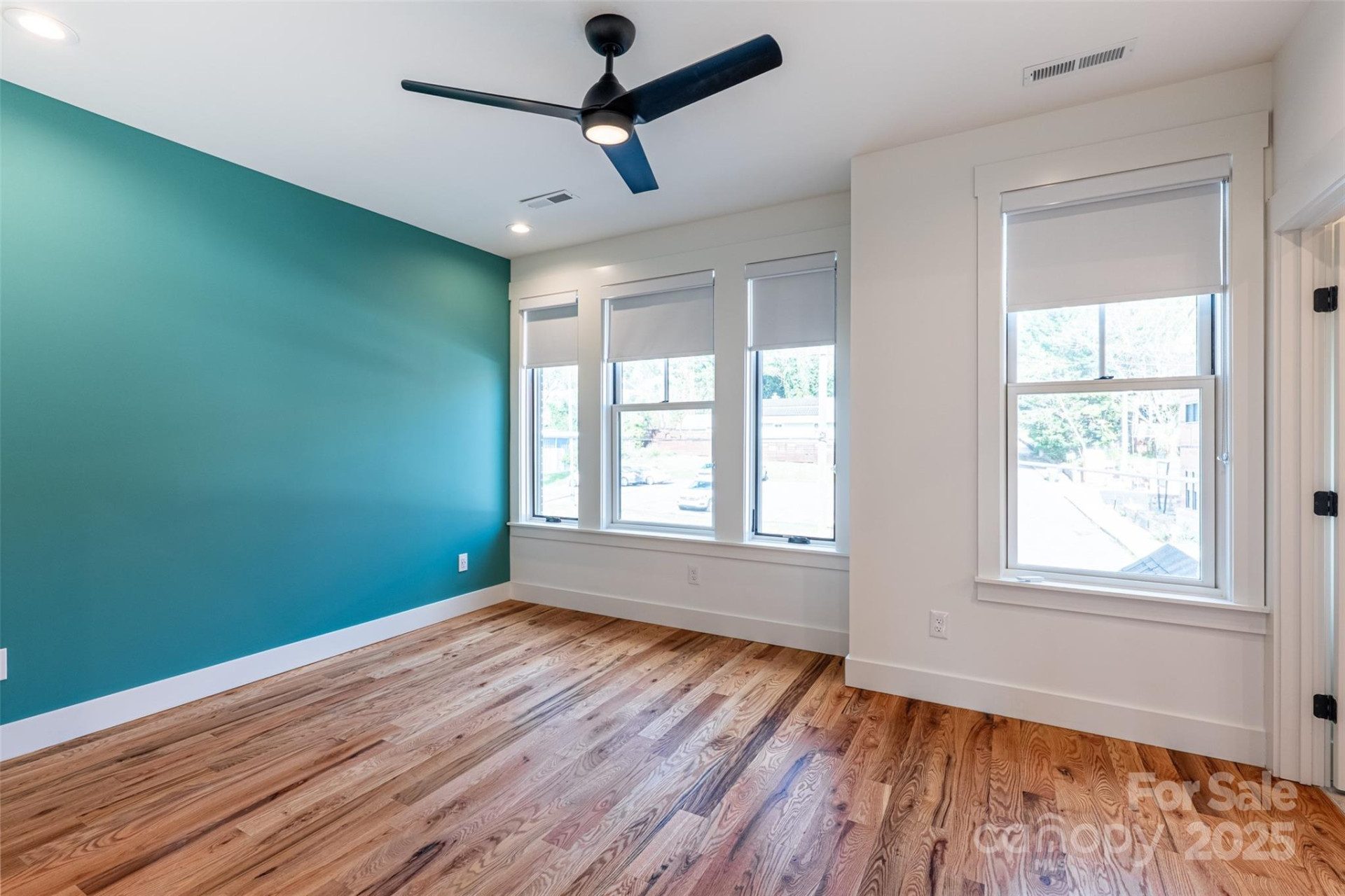 233 Broadway Street - Photo 30