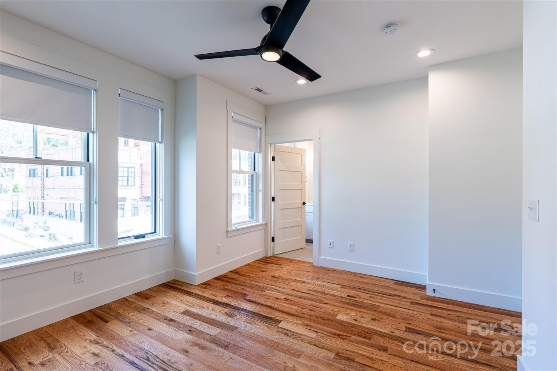 233 Broadway Street - Photo 31