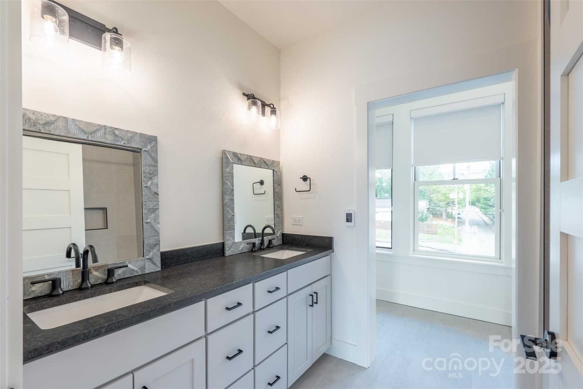 233 Broadway Street - Photo 37