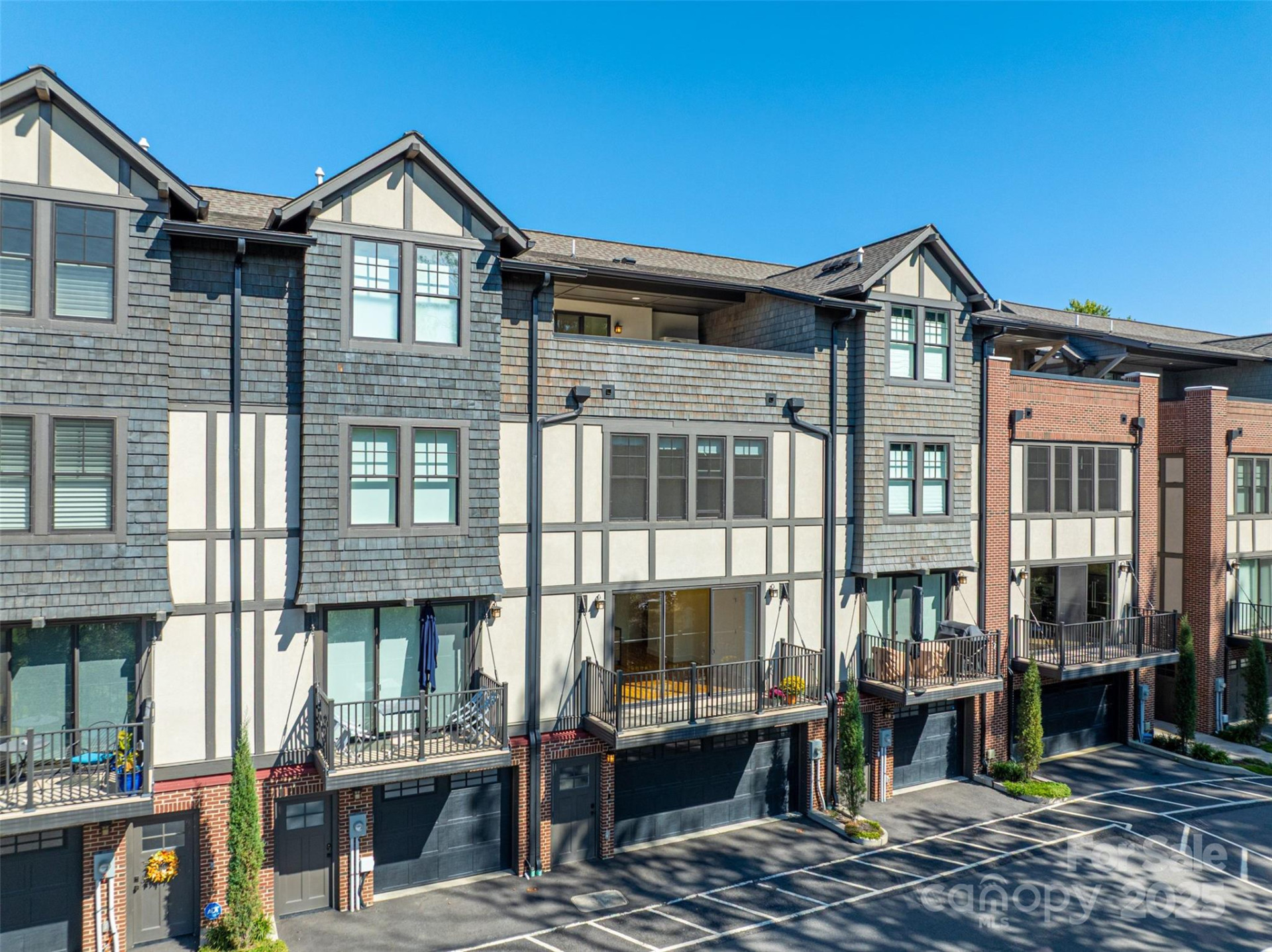 233 Broadway Street - Photo 47