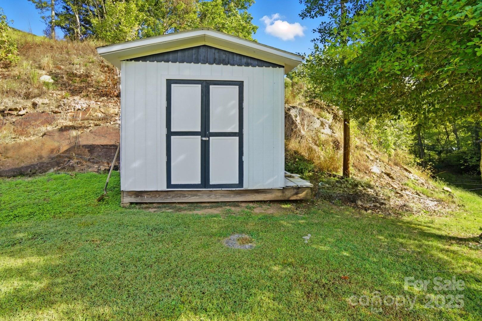 63 Raleigh Lane - Photo 10