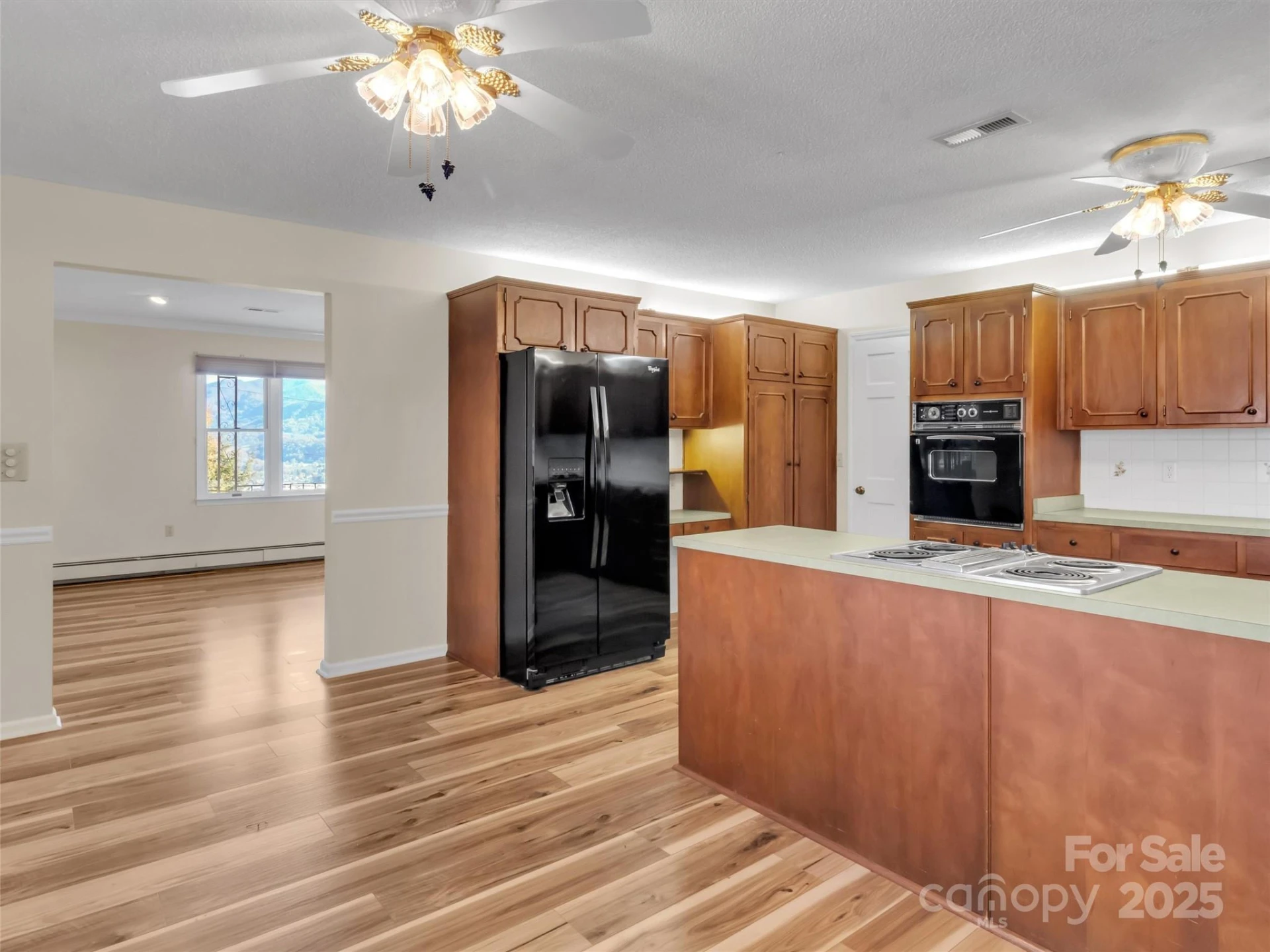 930 Scenic Circle - Photo 14