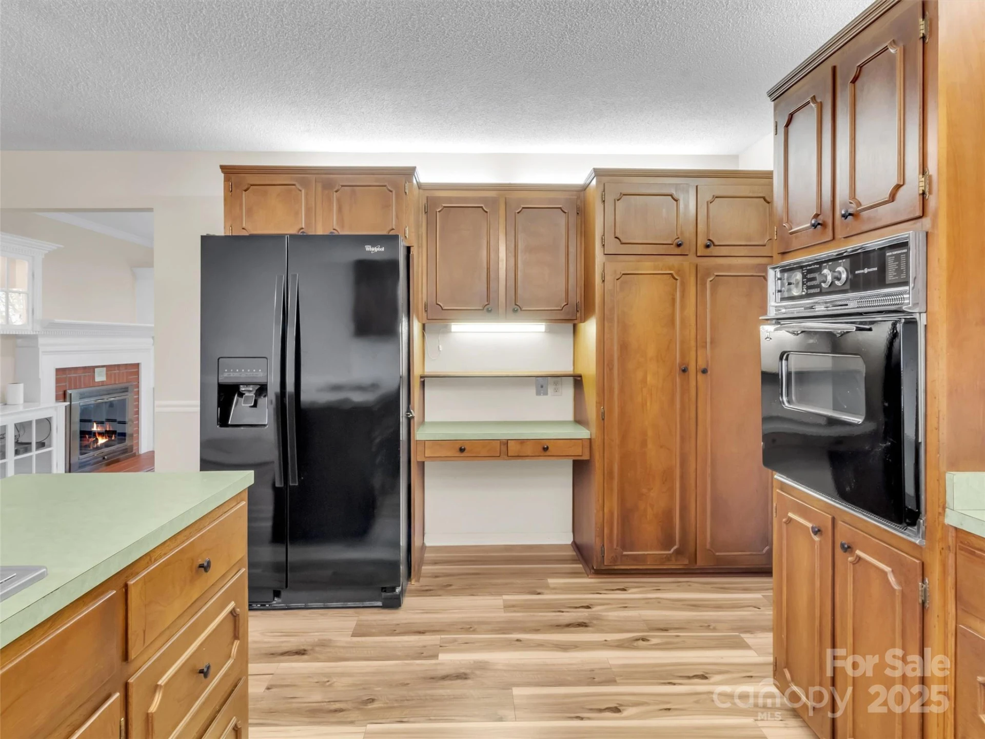 930 Scenic Circle - Photo 15
