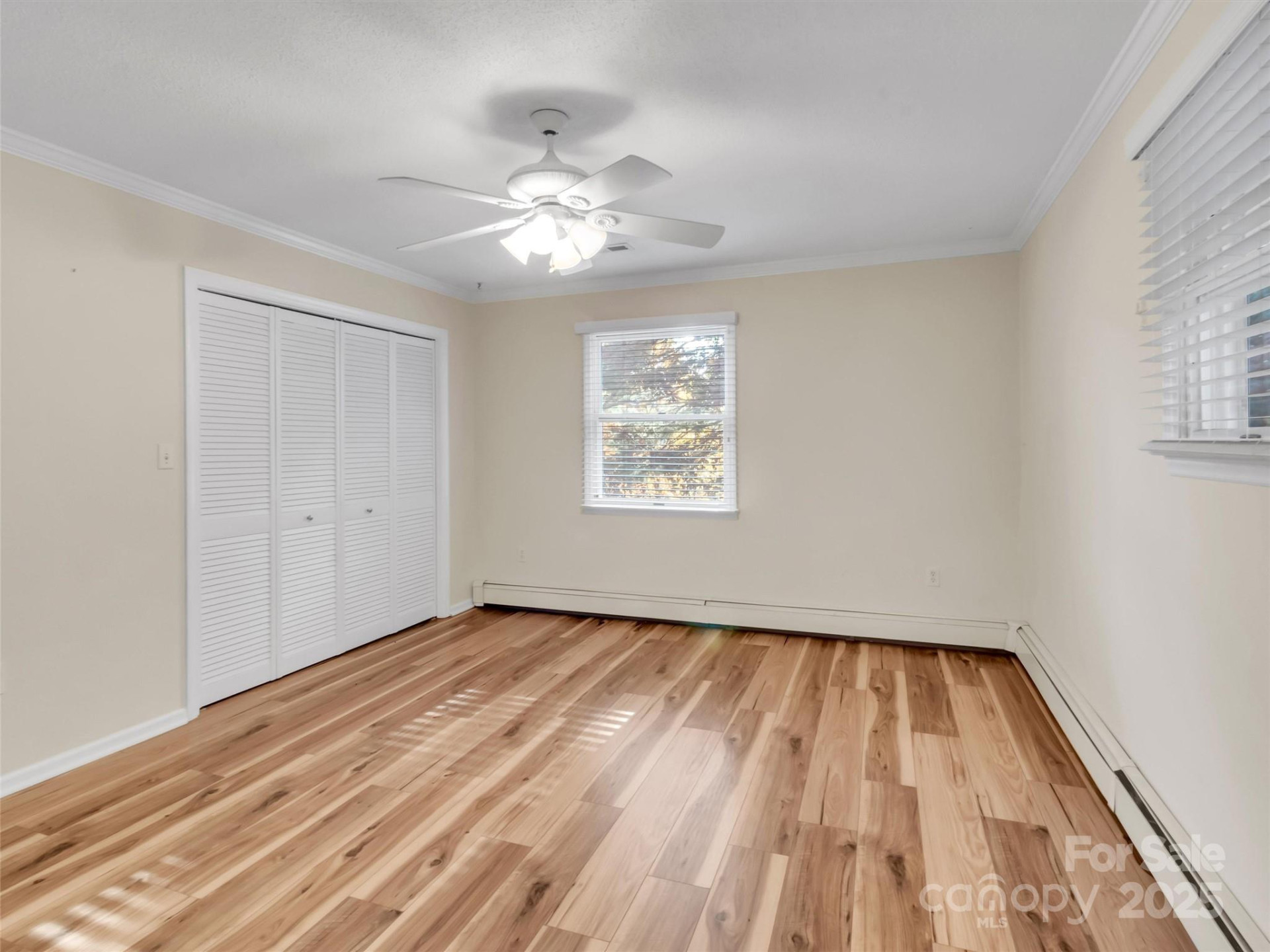 930 Scenic Circle - Photo 17