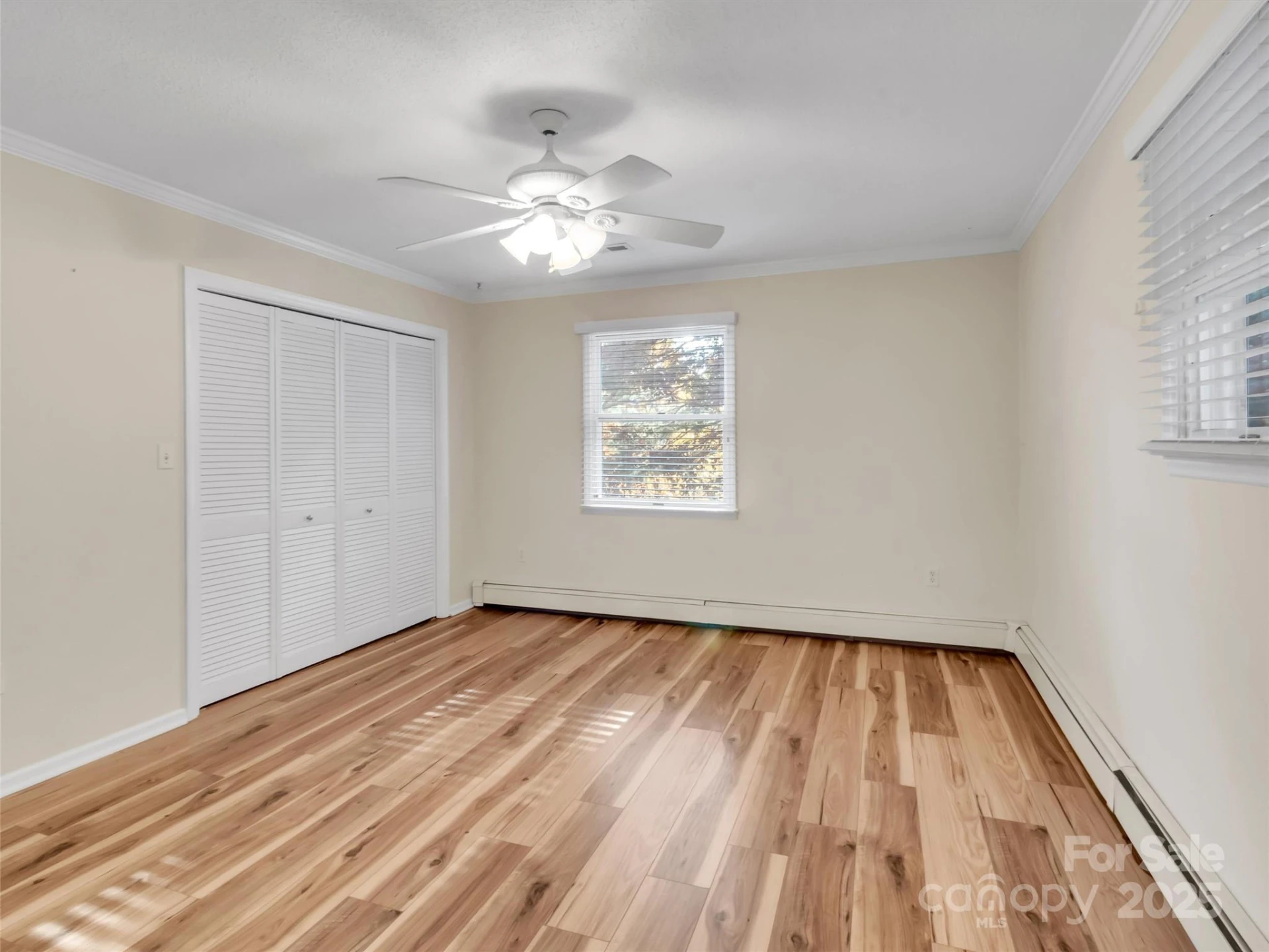 930 Scenic Circle - Photo 17
