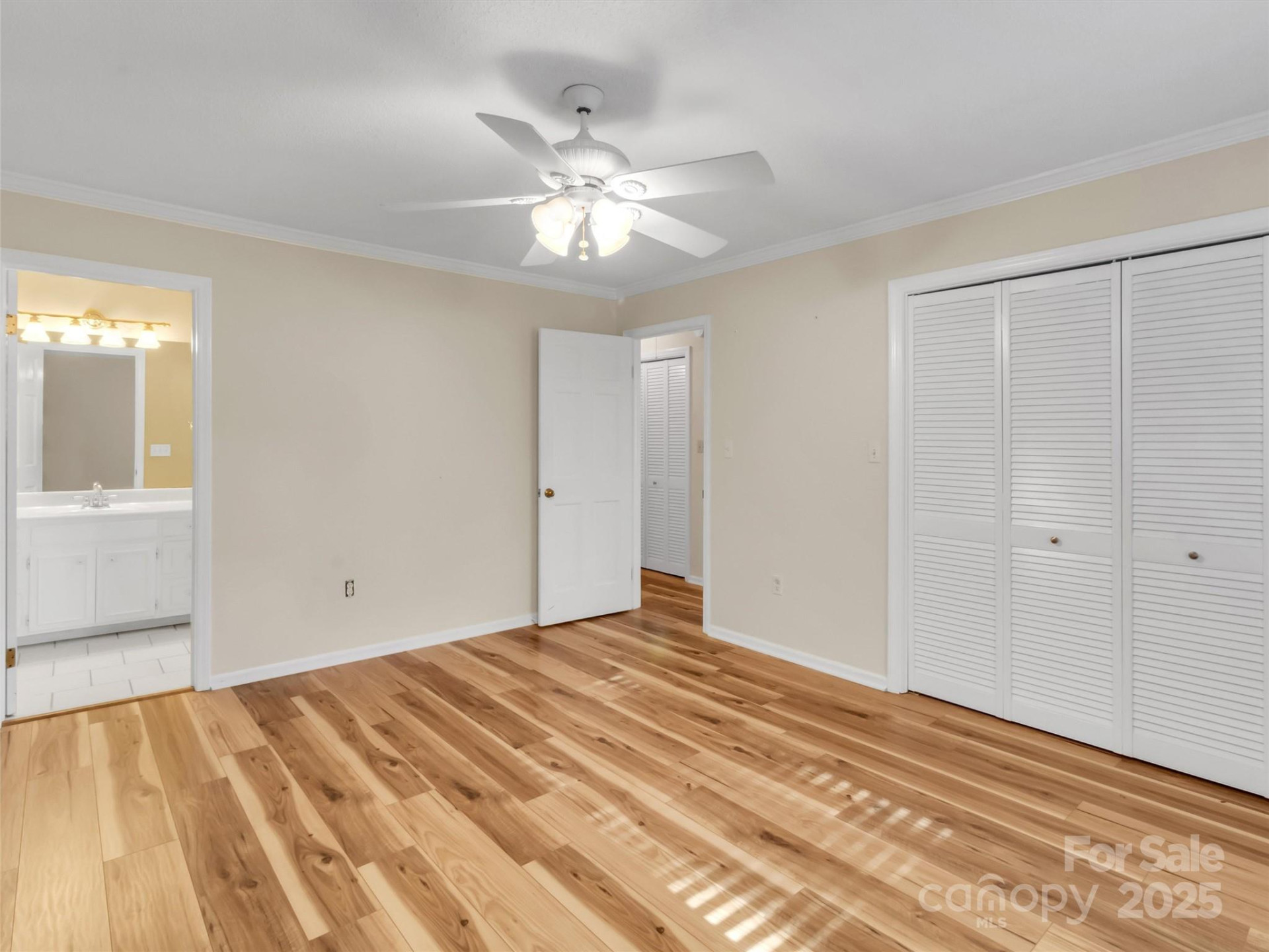 930 Scenic Circle - Photo 19