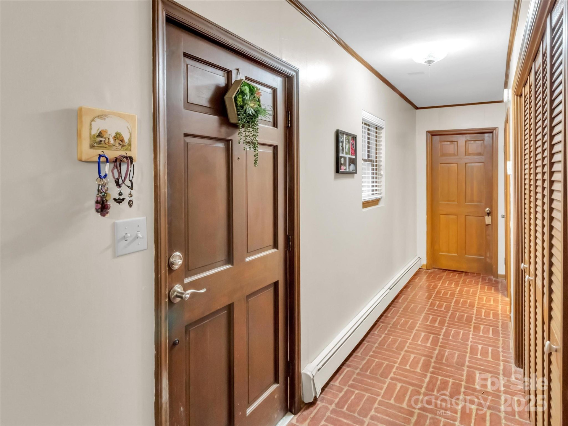 930 Scenic Circle - Photo 29