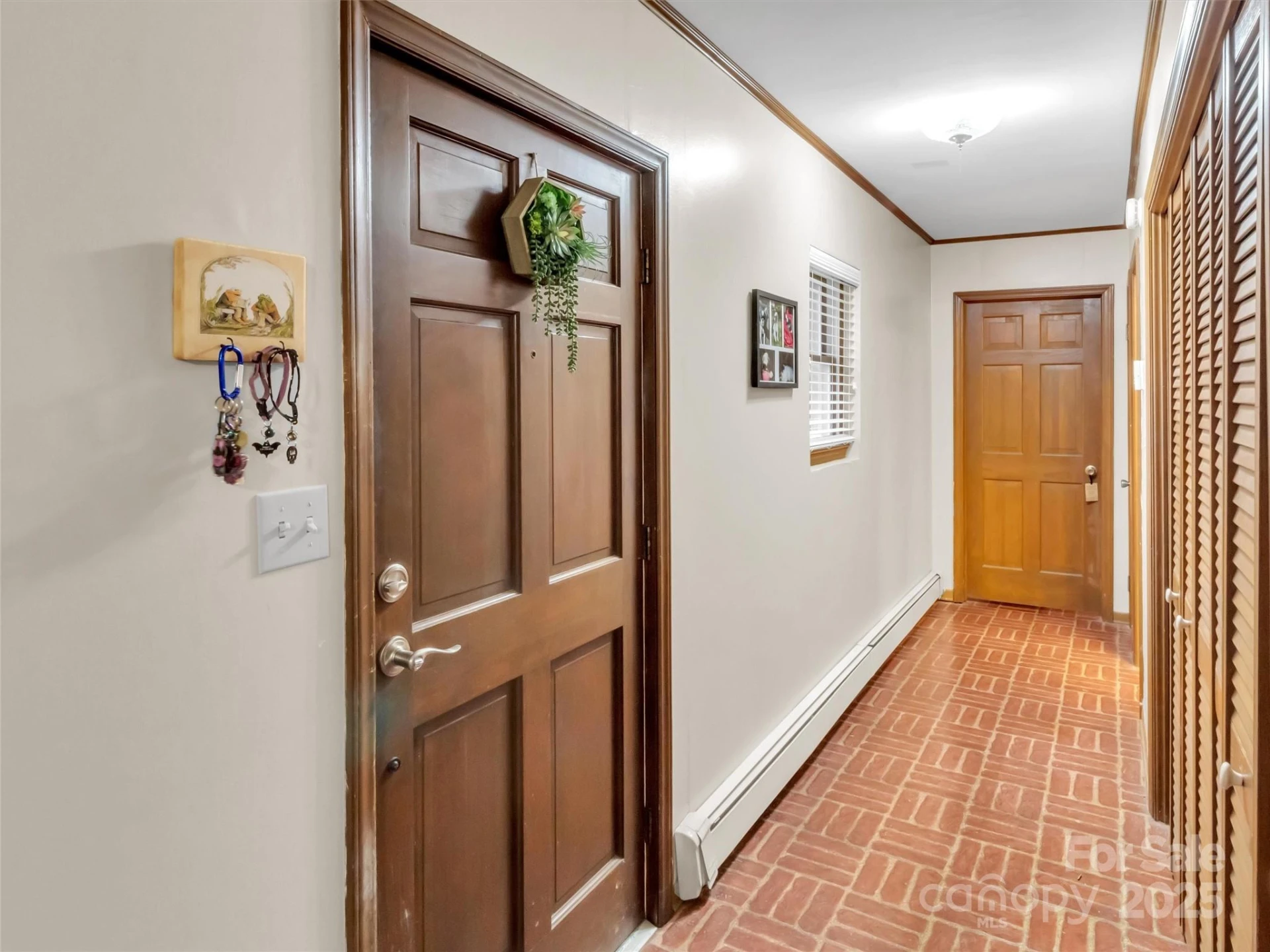 930 Scenic Circle - Photo 29