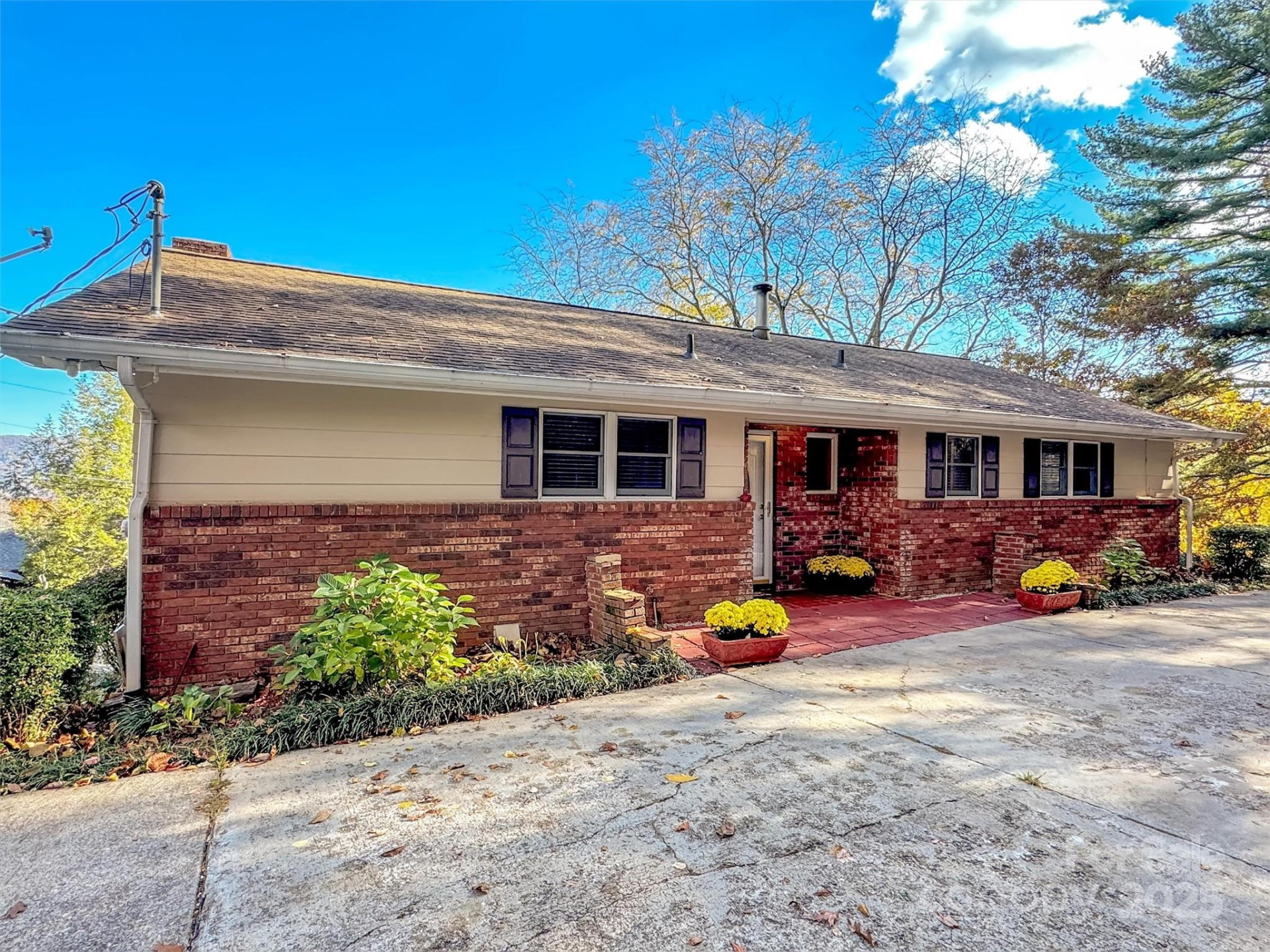 930 Scenic Circle - Photo 37