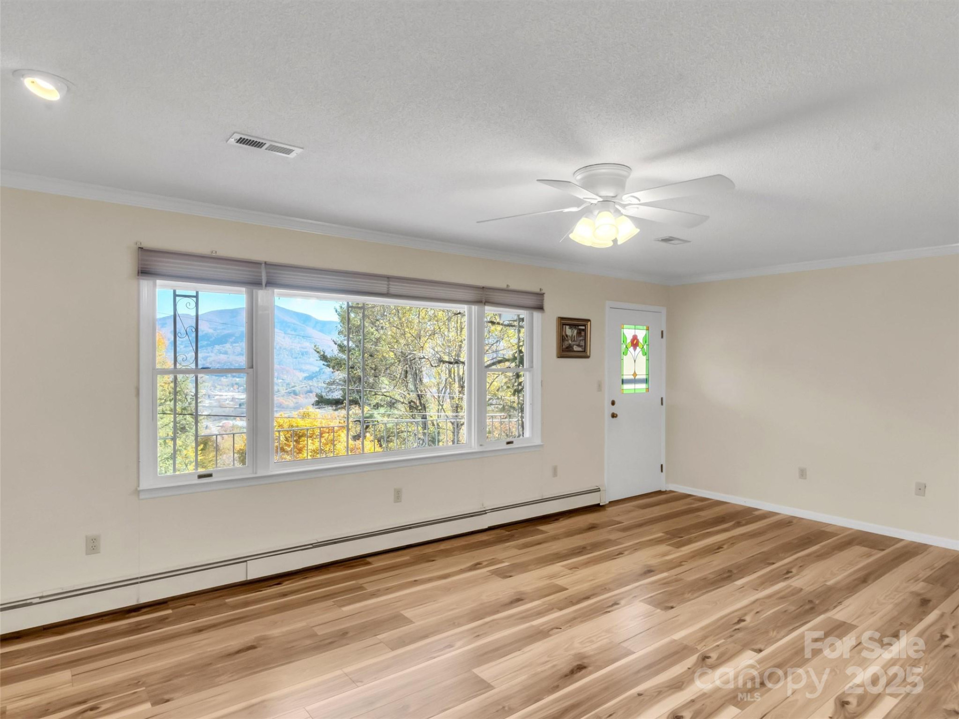 930 Scenic Circle - Photo 8