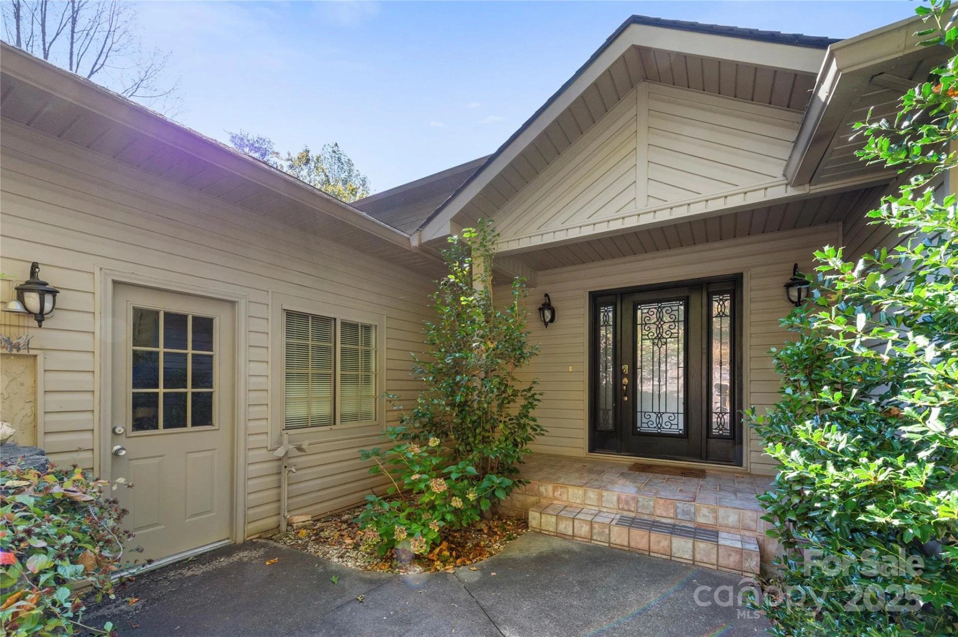 108 June Court - Photo 2