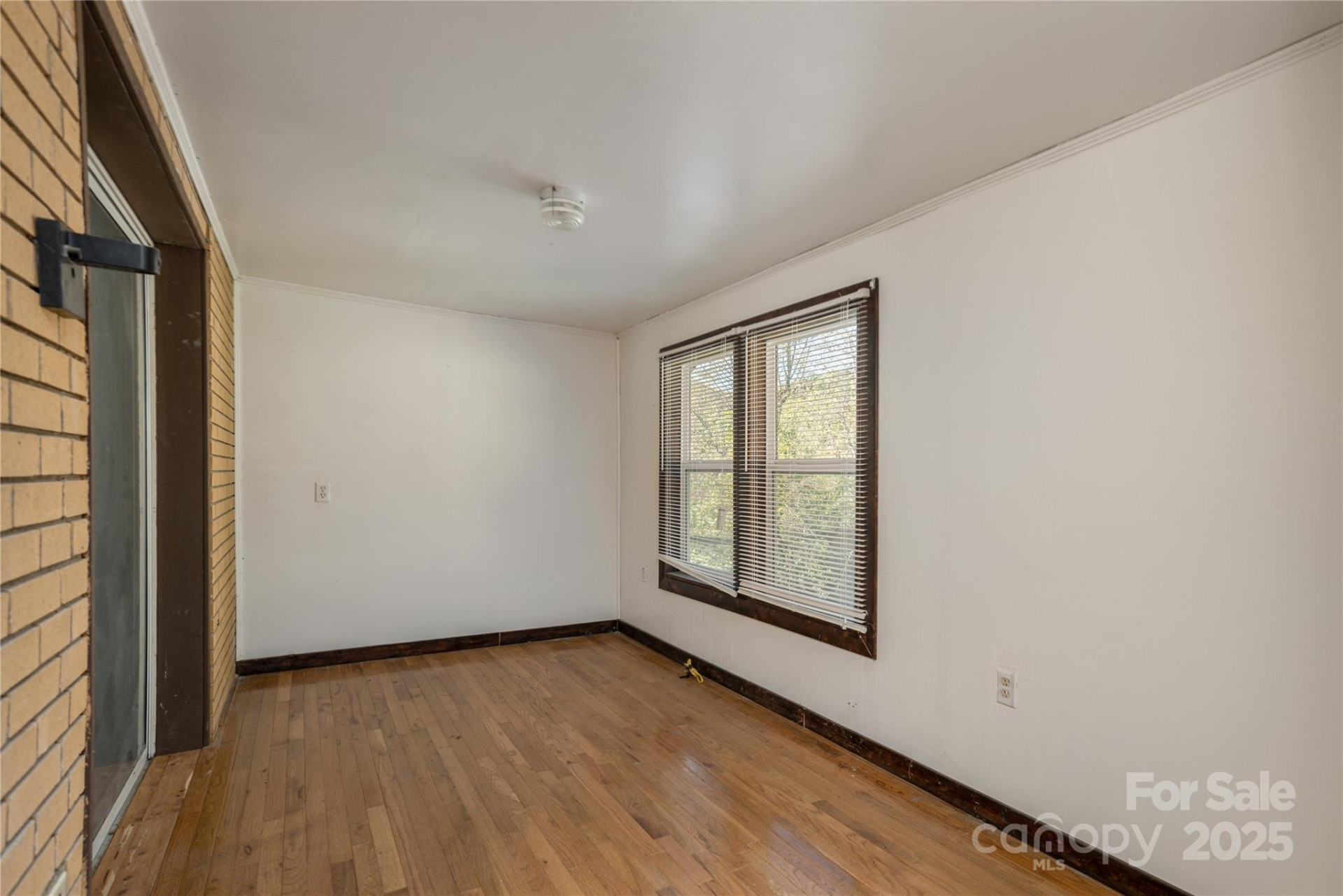 127 Longview Drive - Photo 18