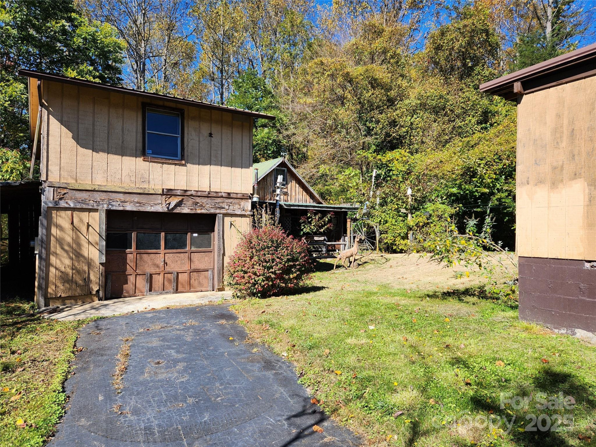 127 Longview Drive - Photo 3
