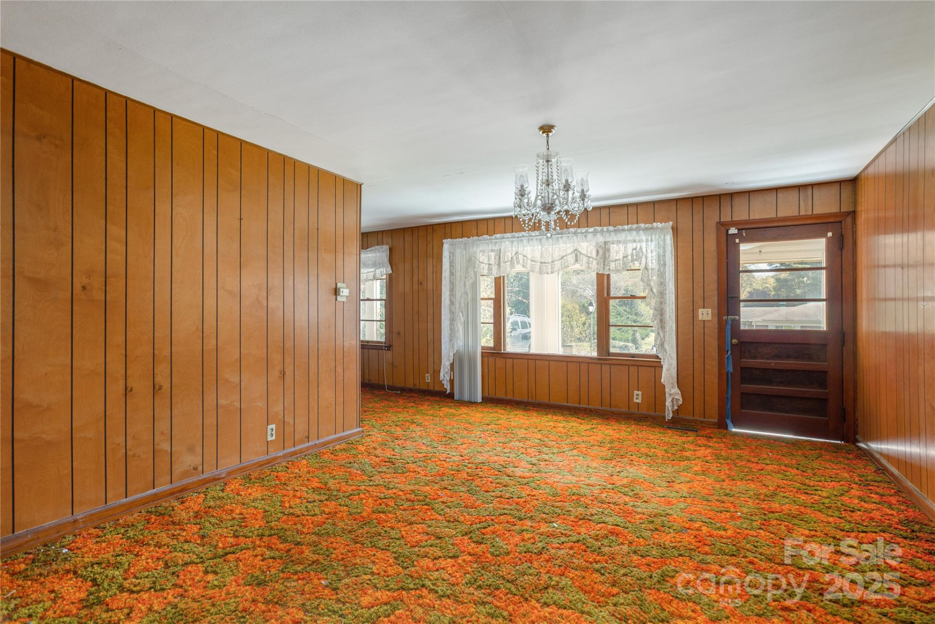 127 Longview Drive - Photo 6