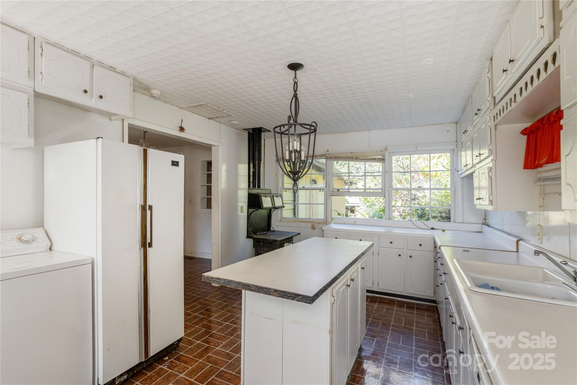 127 Longview Drive - Photo 10