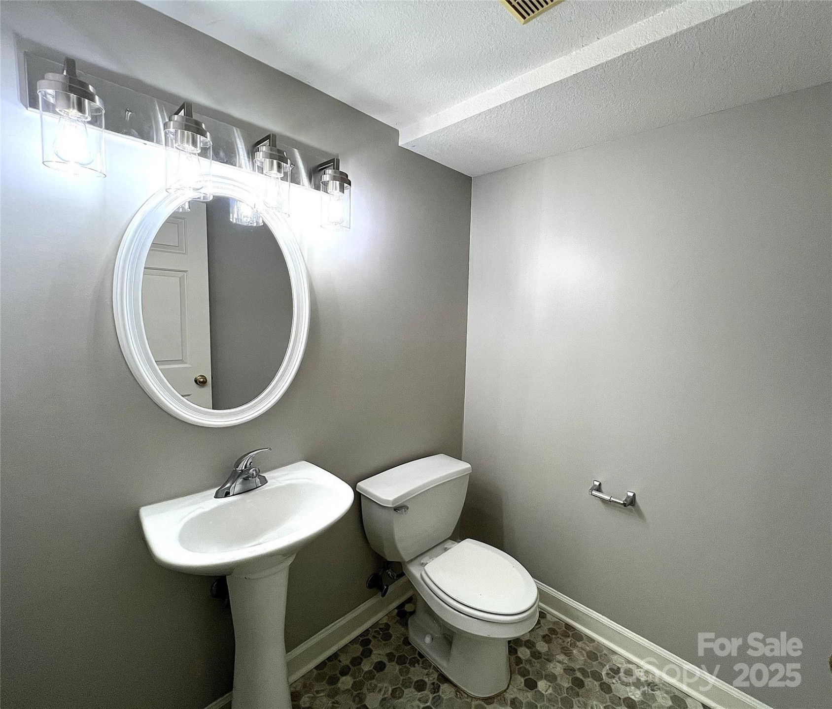 506 Olde Covington Way - Photo 3