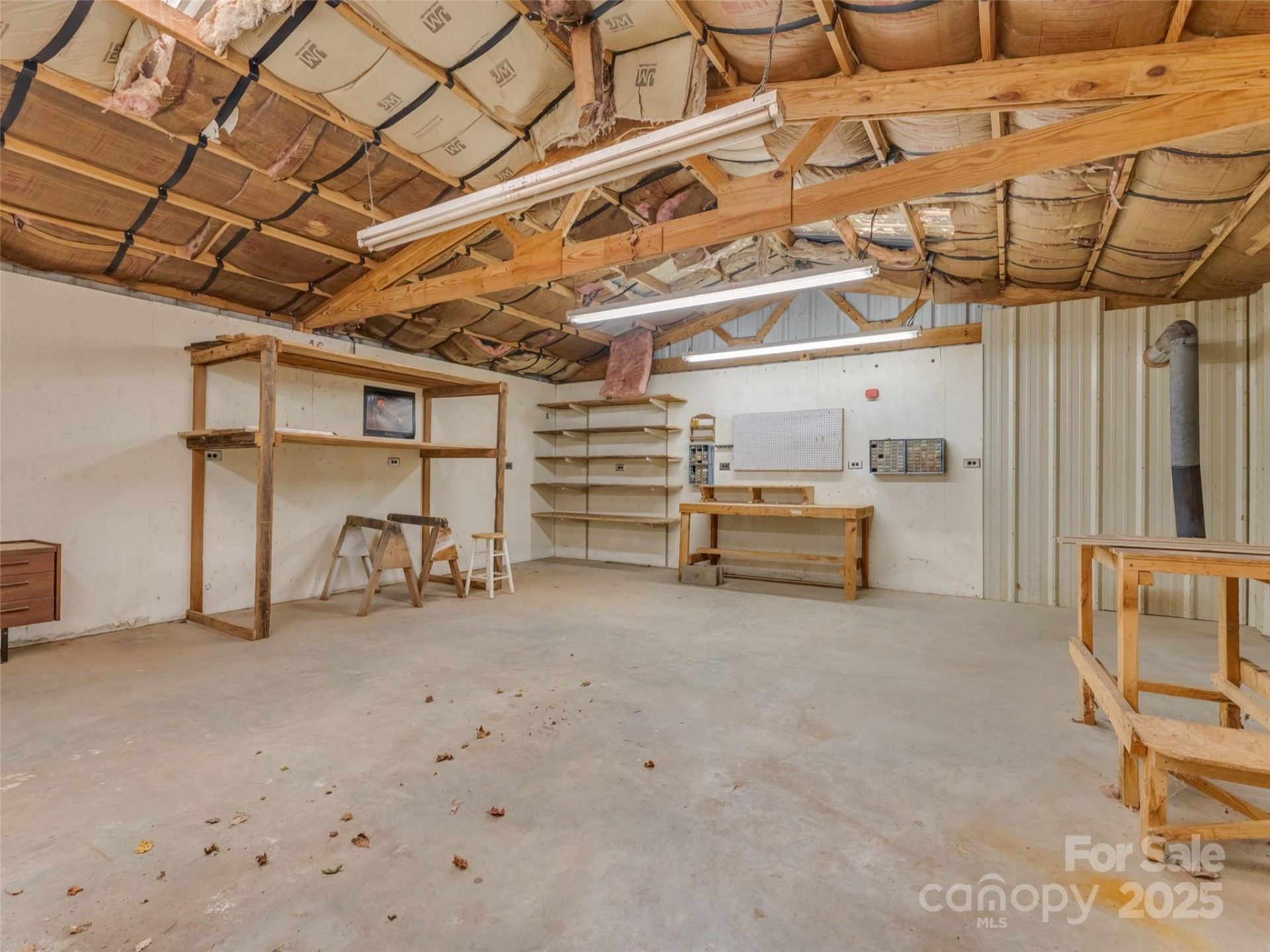 1015 Pisgah Highway - Photo 20