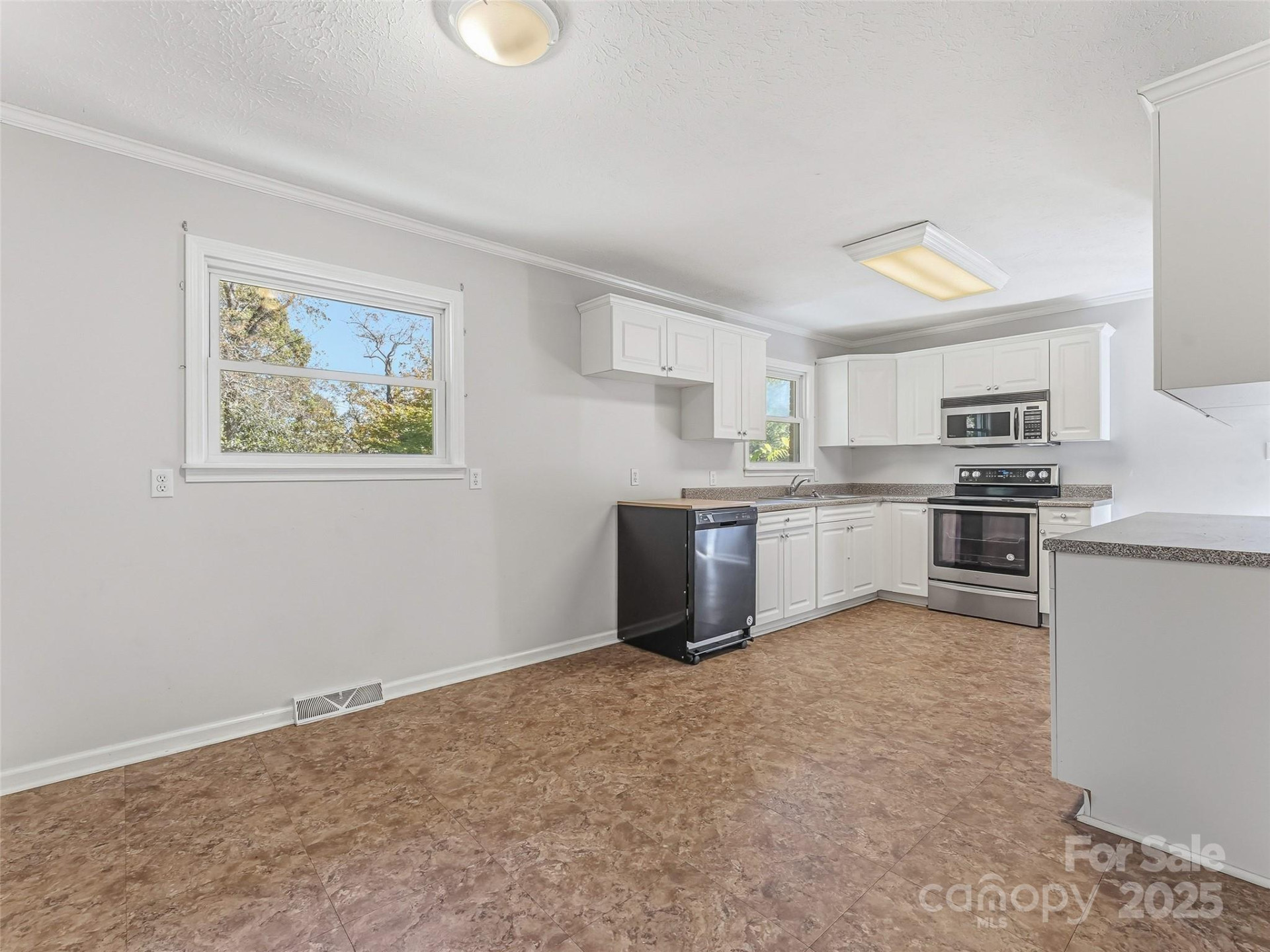 1015 Pisgah Highway - Photo 37