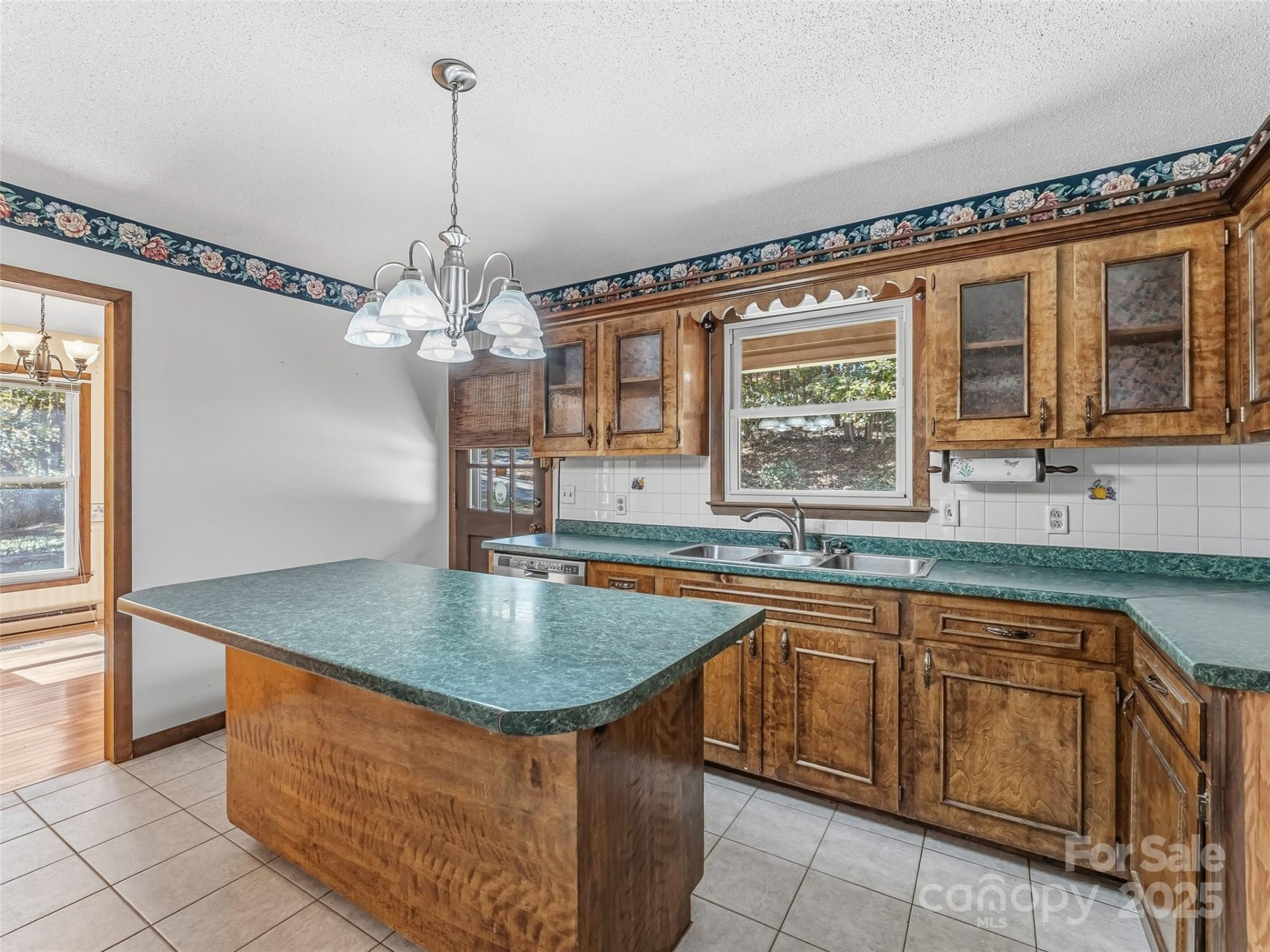 1015 Pisgah Highway - Photo 7