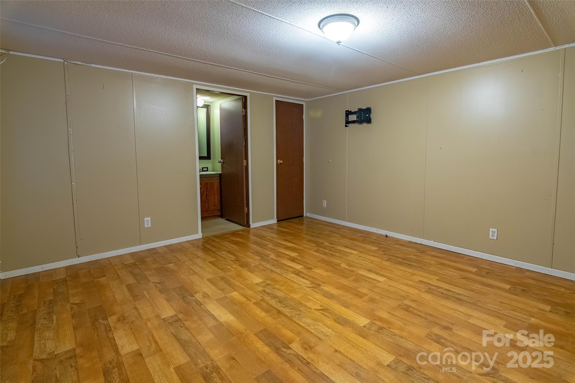 190 Carrs Court - Photo 7