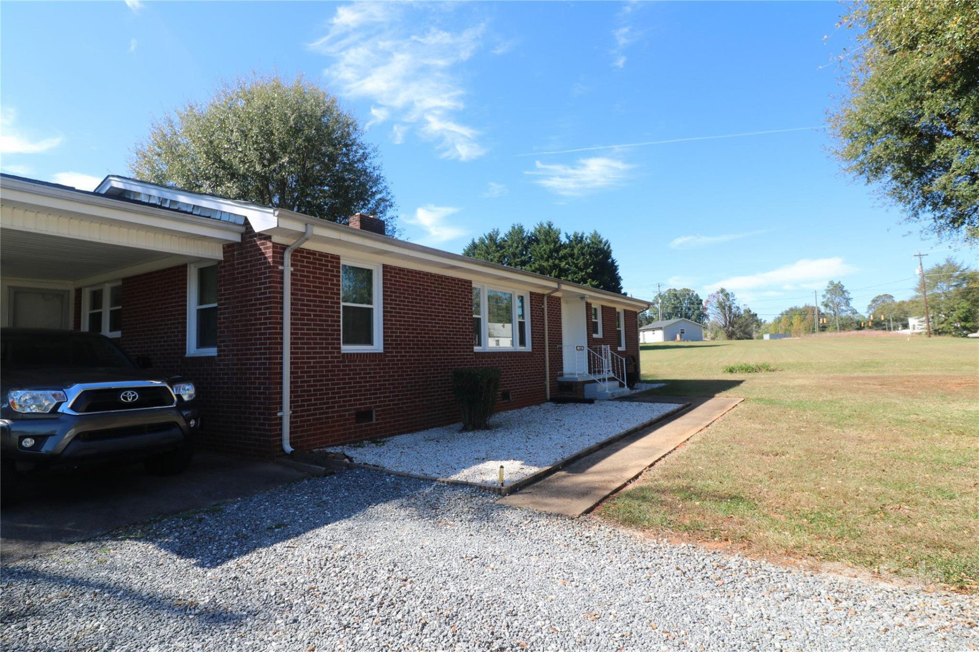1260 US 221 Highway - Photo 12