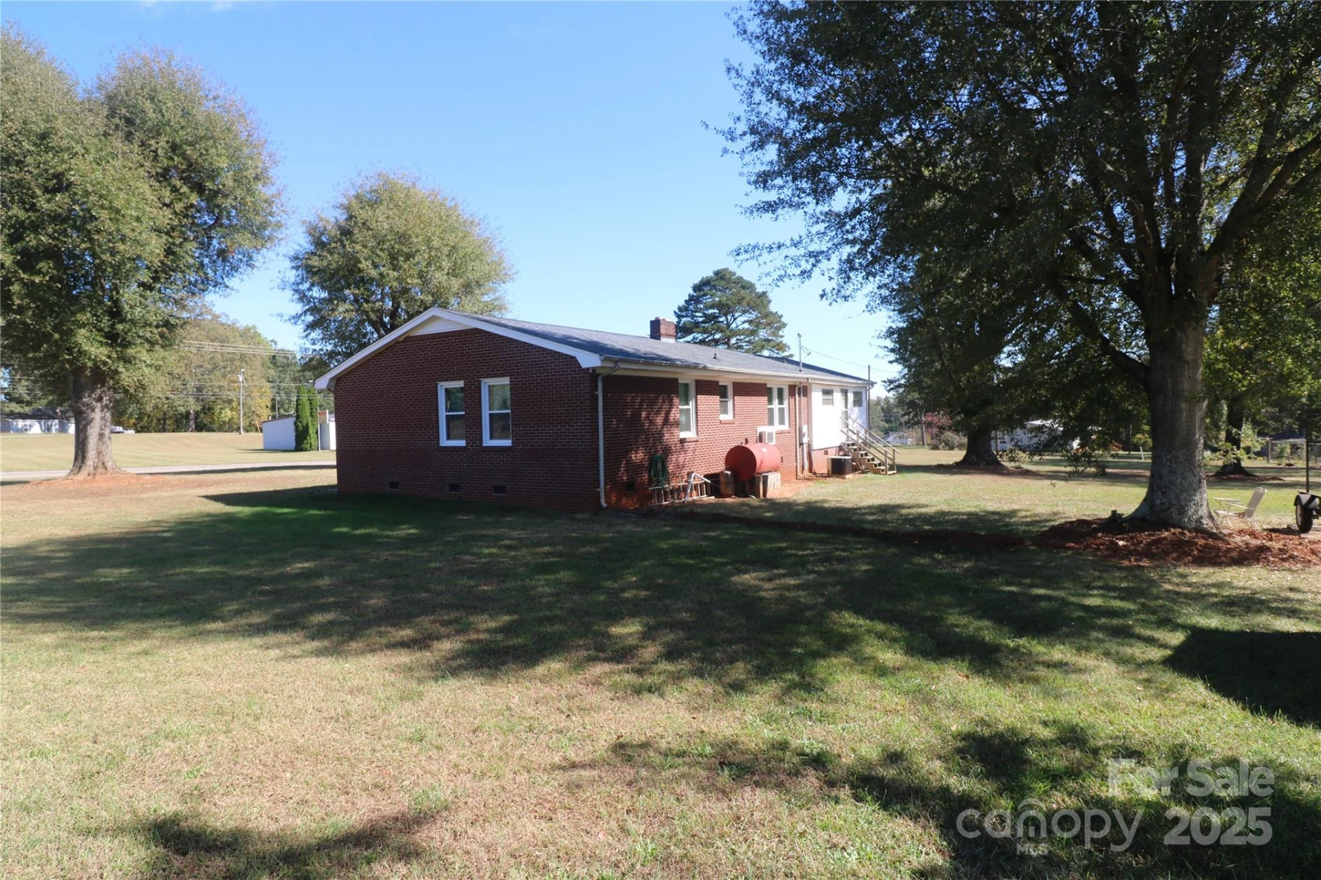 1260 US 221 Highway - Photo 4