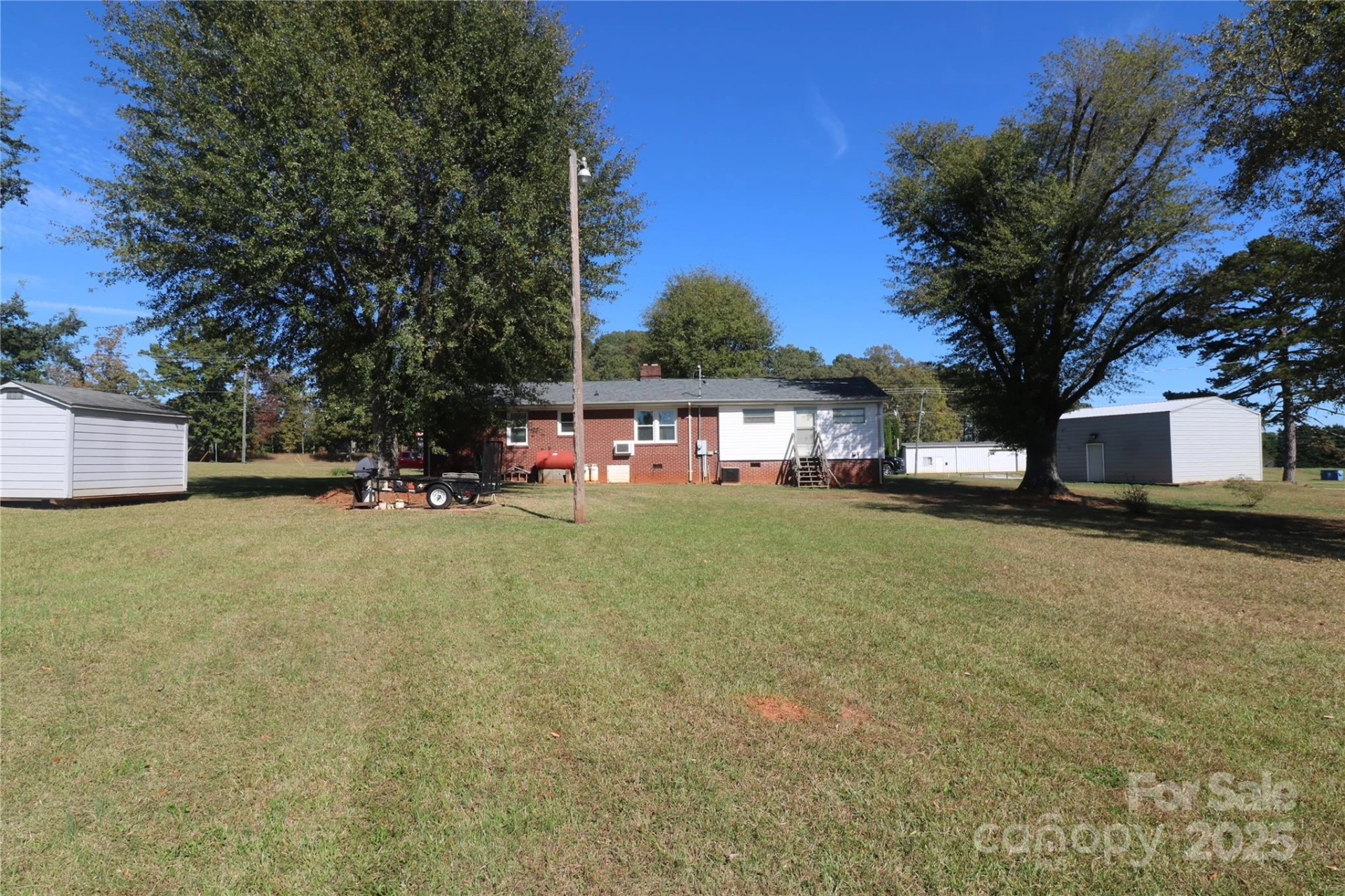1260 US 221 Highway - Photo 6