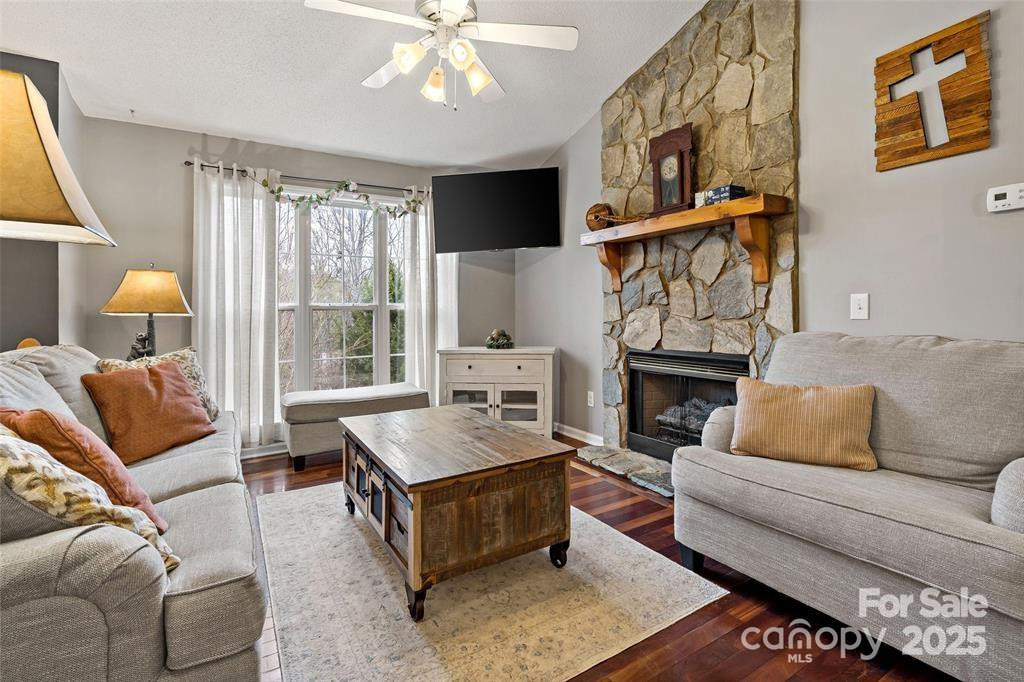 2691 Laurel Pointe Drive - Photo 12