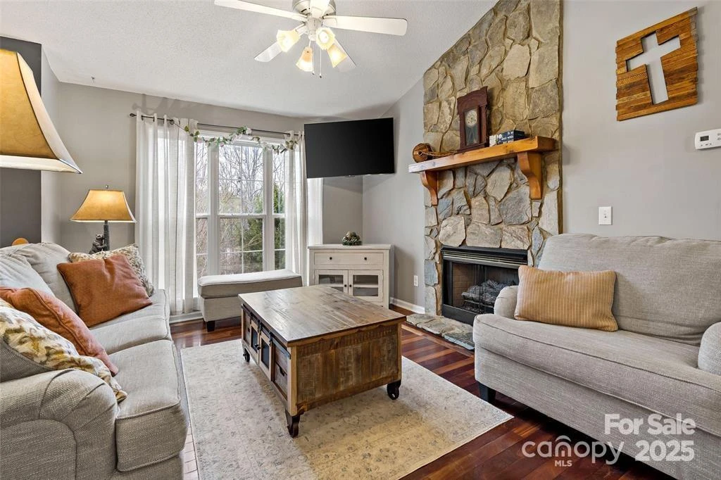 2691 Laurel Pointe Drive - Photo 12