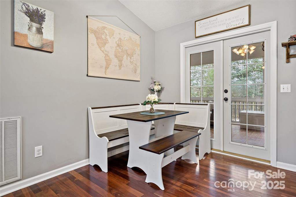 2691 Laurel Pointe Drive - Photo 16