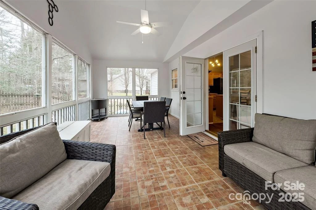2691 Laurel Pointe Drive - Photo 19