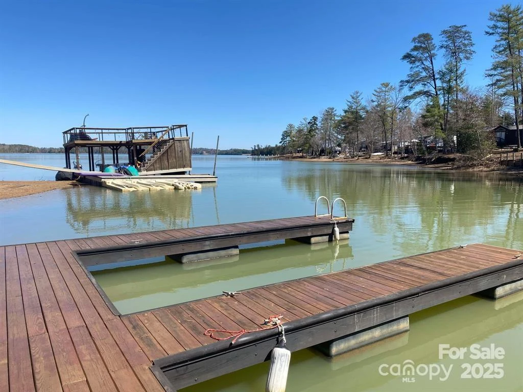 2691 Laurel Pointe Drive - Photo 4