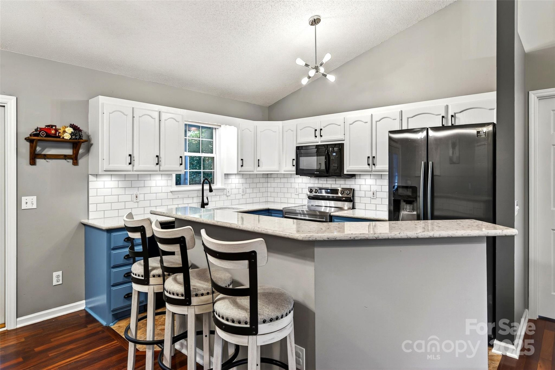 2691 Laurel Pointe Drive - Photo 6