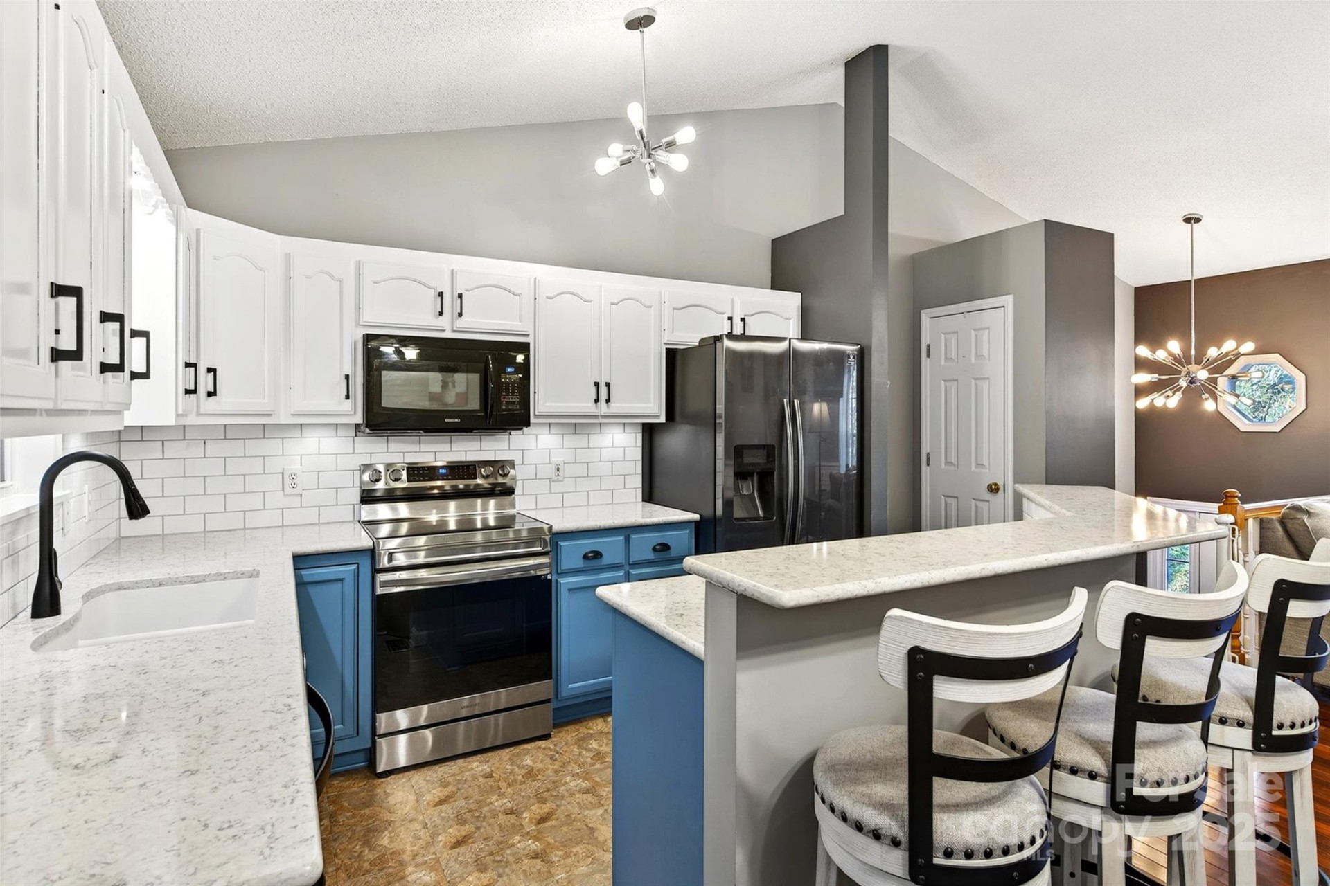 2691 Laurel Pointe Drive - Photo 7