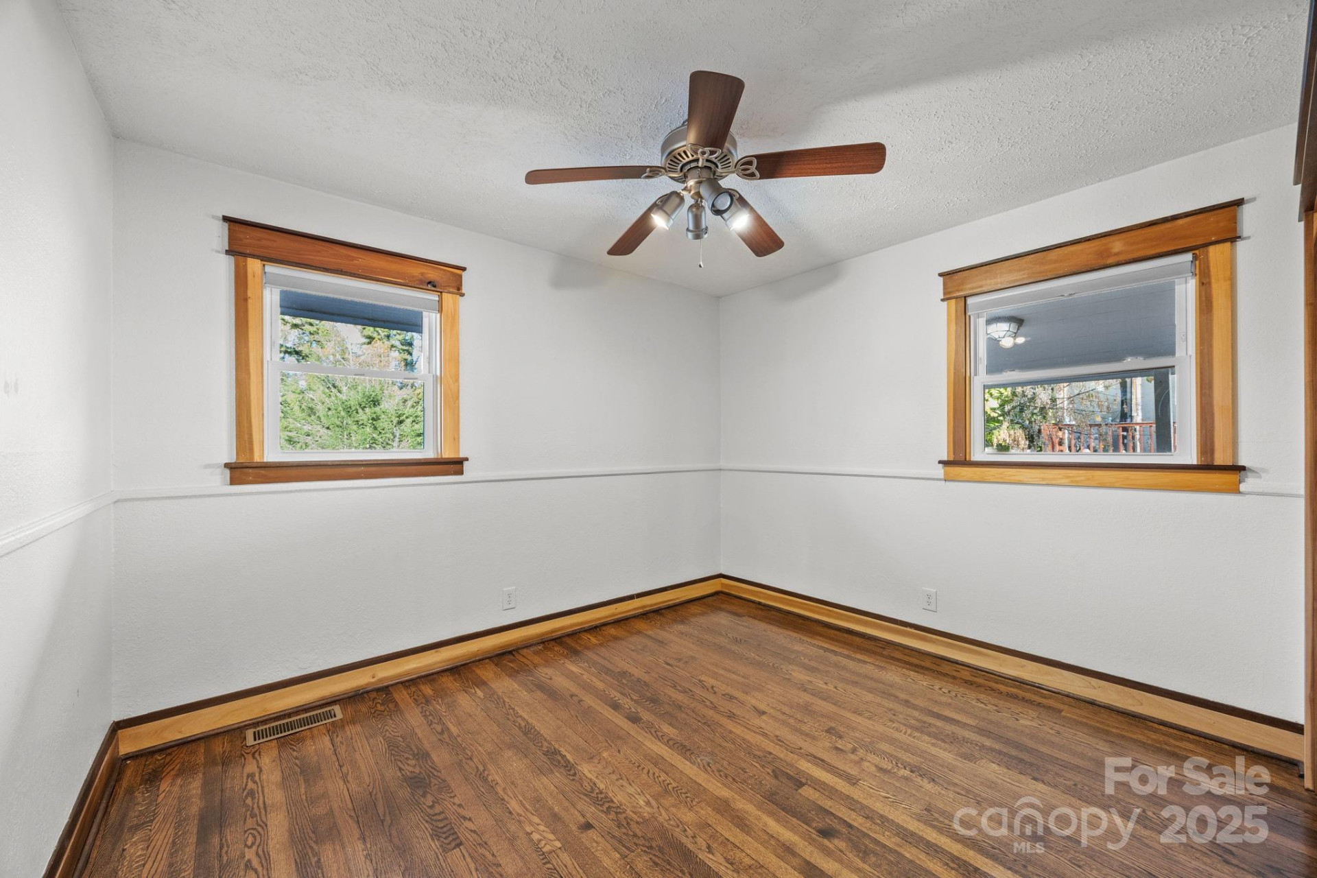 186 Joyner Avenue - Photo 29