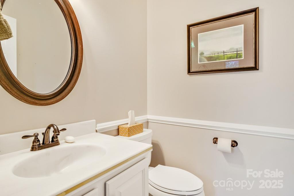 107 SUNNINGDALE Drive - Photo 15