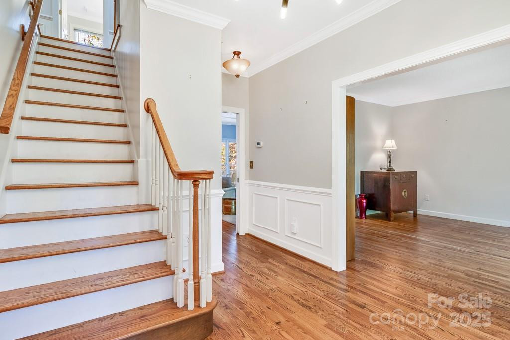 107 SUNNINGDALE Drive - Photo 17