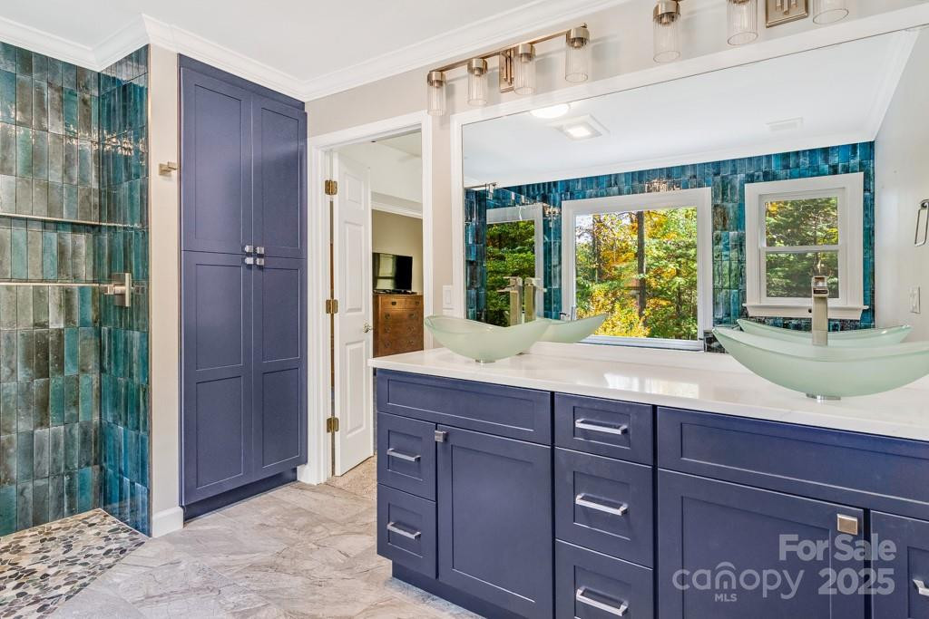 107 SUNNINGDALE Drive - Photo 22