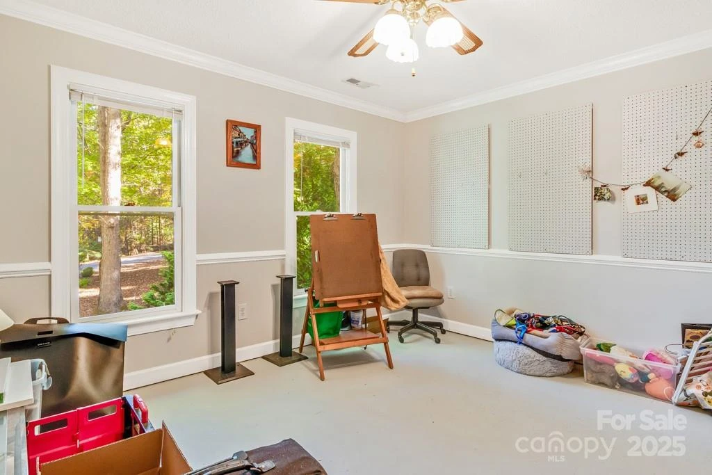 107 SUNNINGDALE Drive - Photo 24