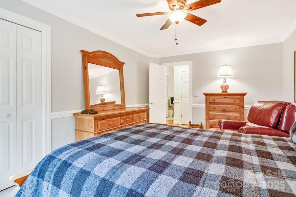 107 SUNNINGDALE Drive - Photo 27