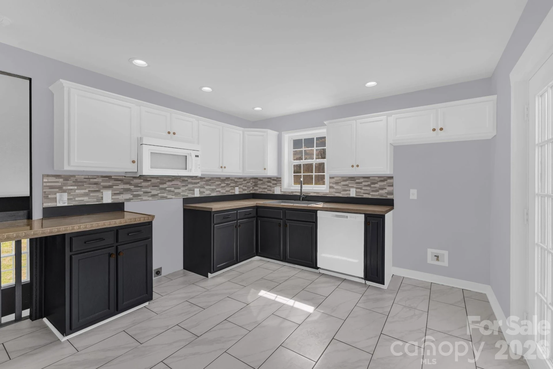 311 Meadow Drive - Photo 12
