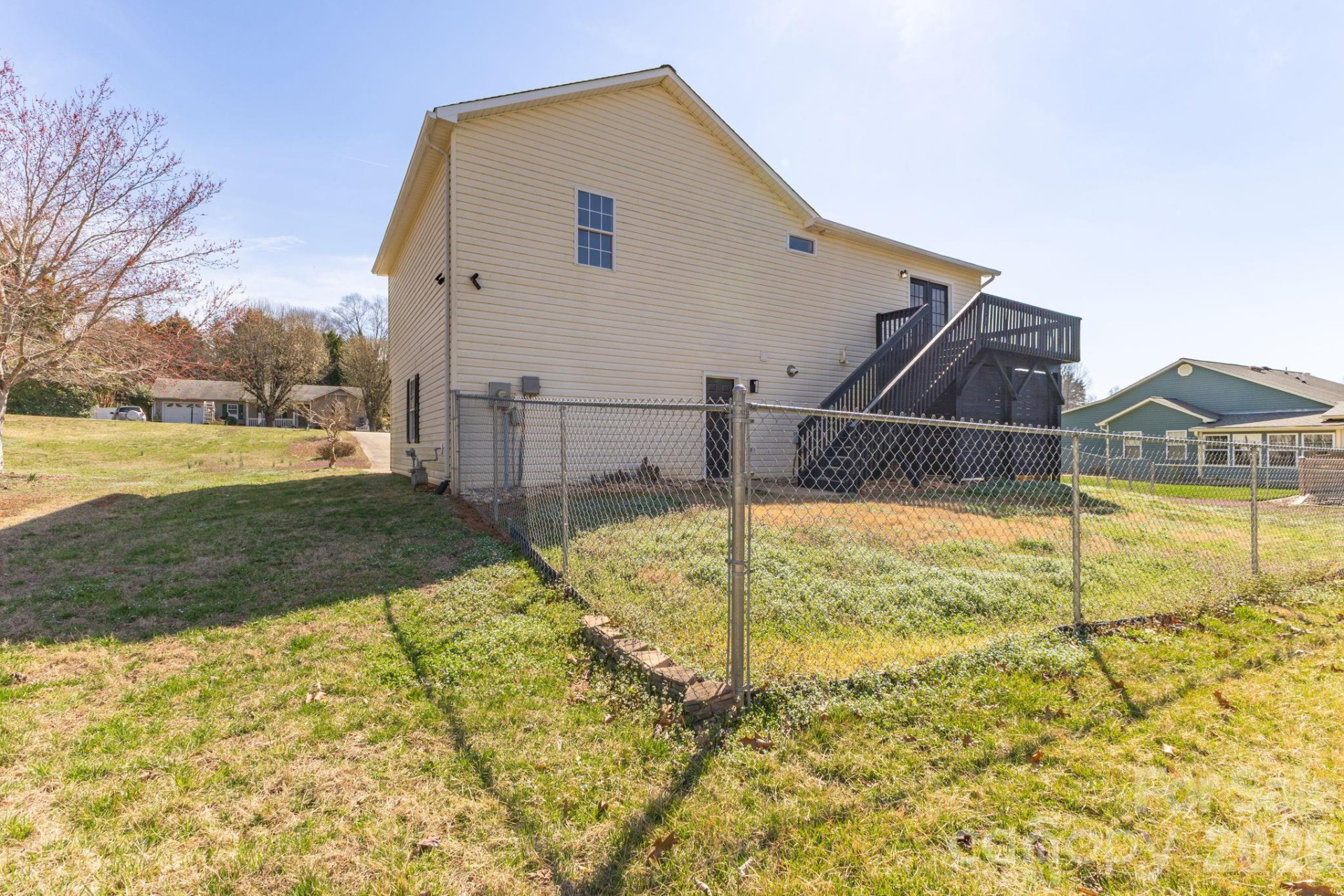 311 Meadow Drive - Photo 36