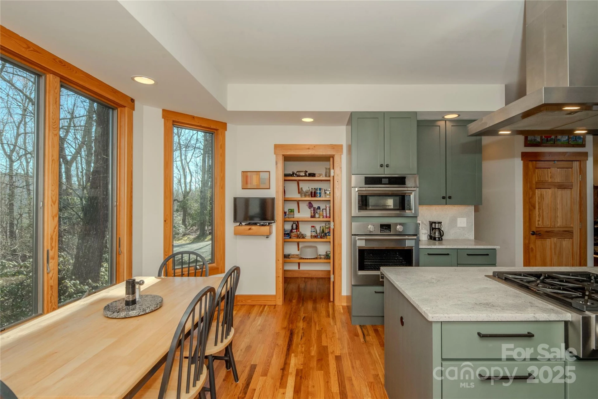156 & 152 Tarah Lane - Photo 15