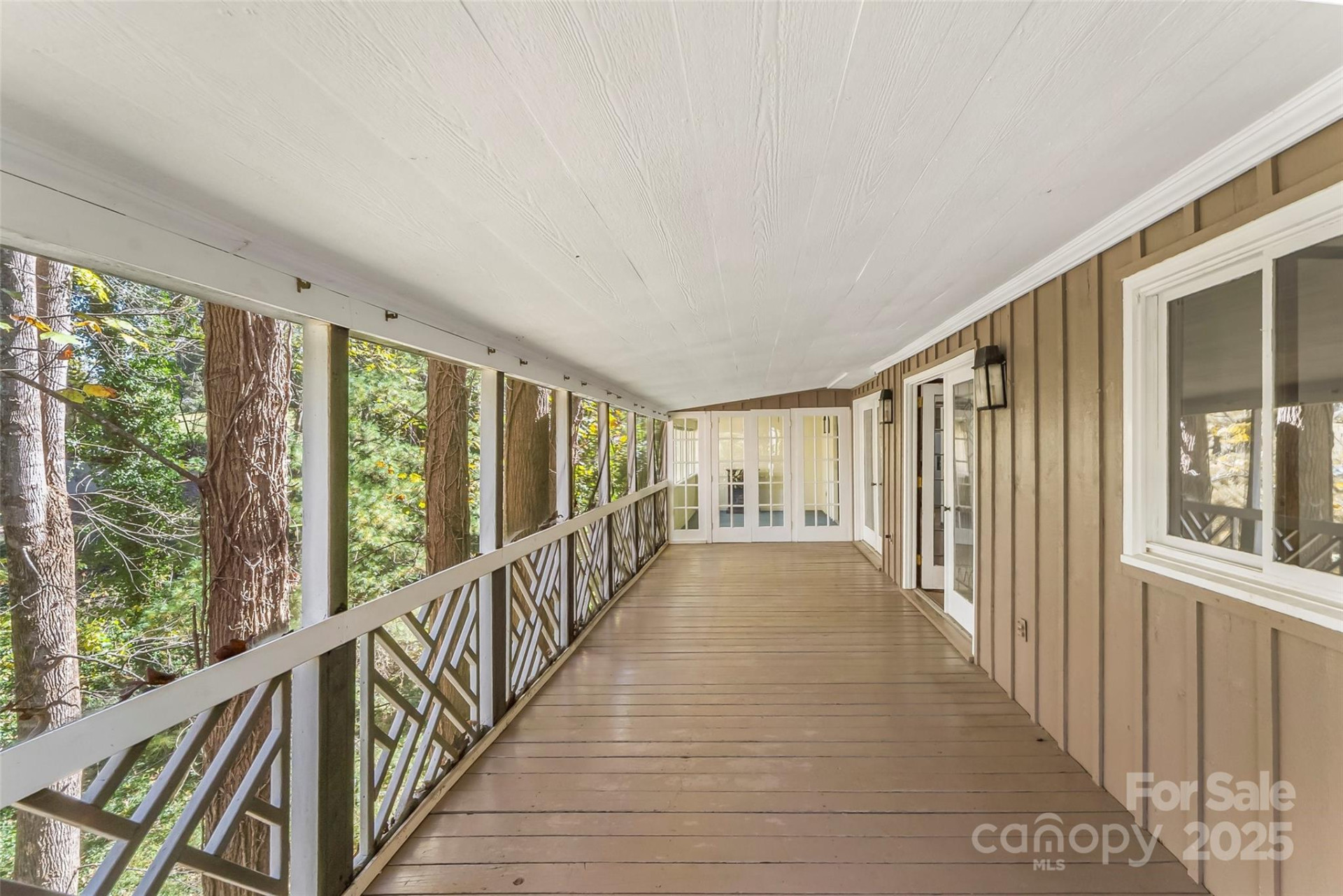 212 Riverside Drive - Photo 14