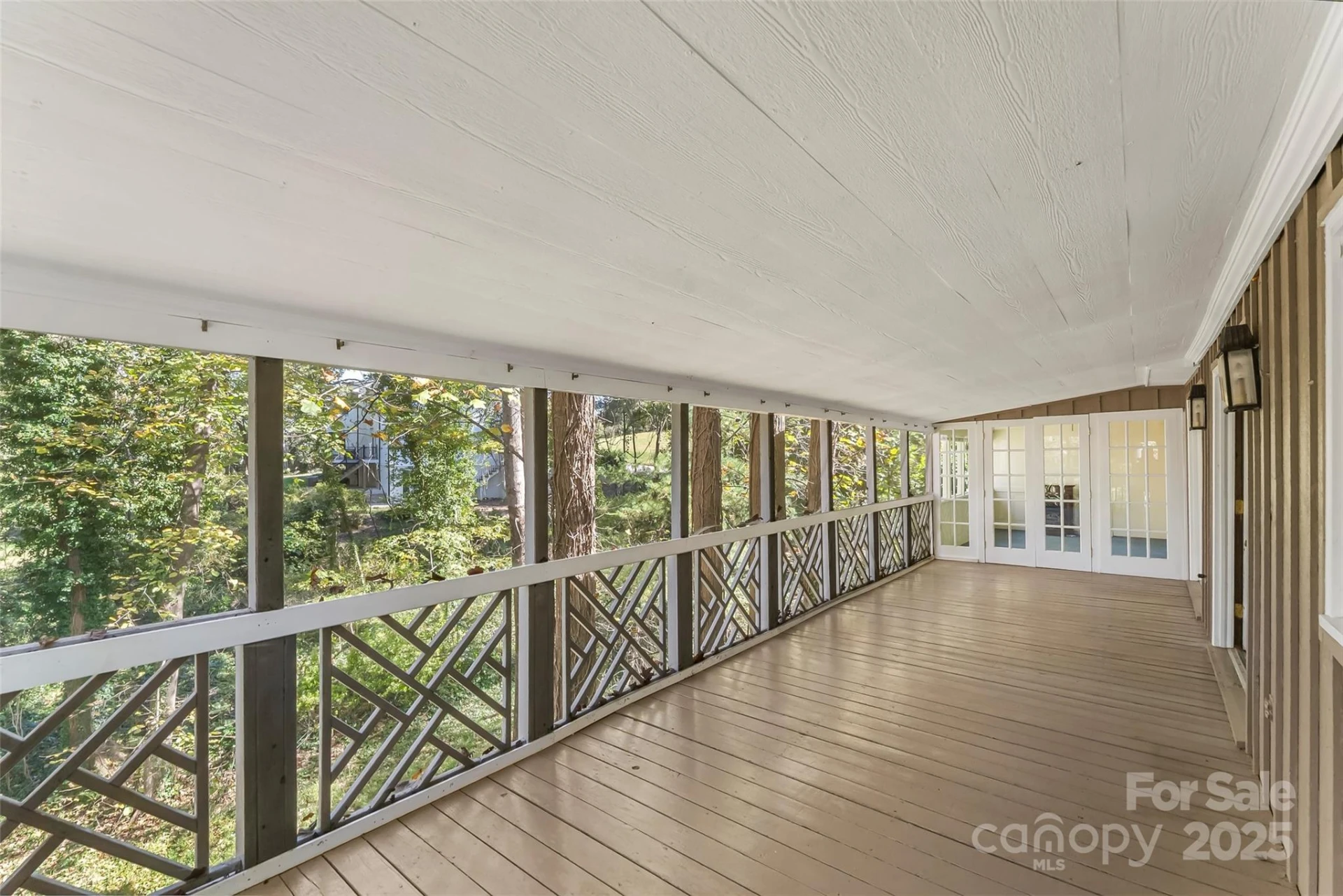 212 Riverside Drive - Photo 15
