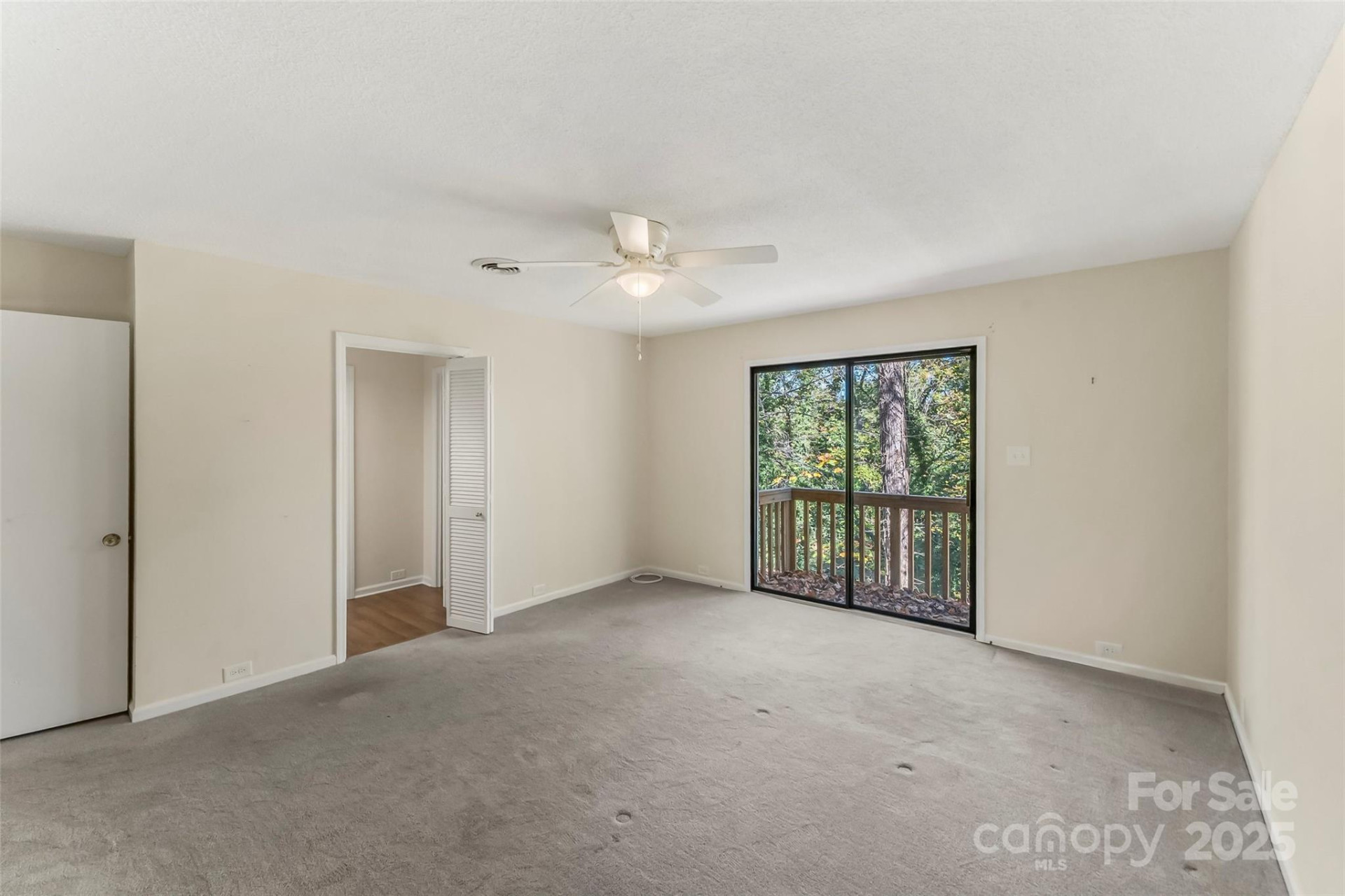 212 Riverside Drive - Photo 22