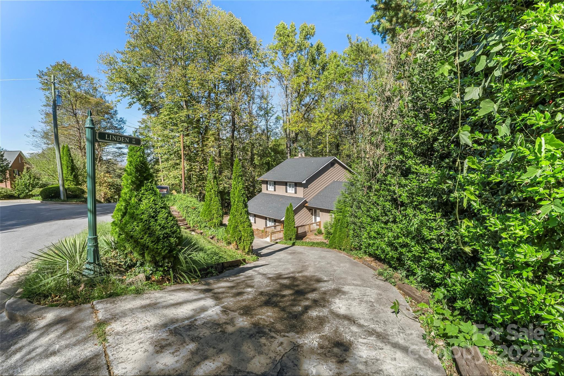 212 Riverside Drive - Photo 47