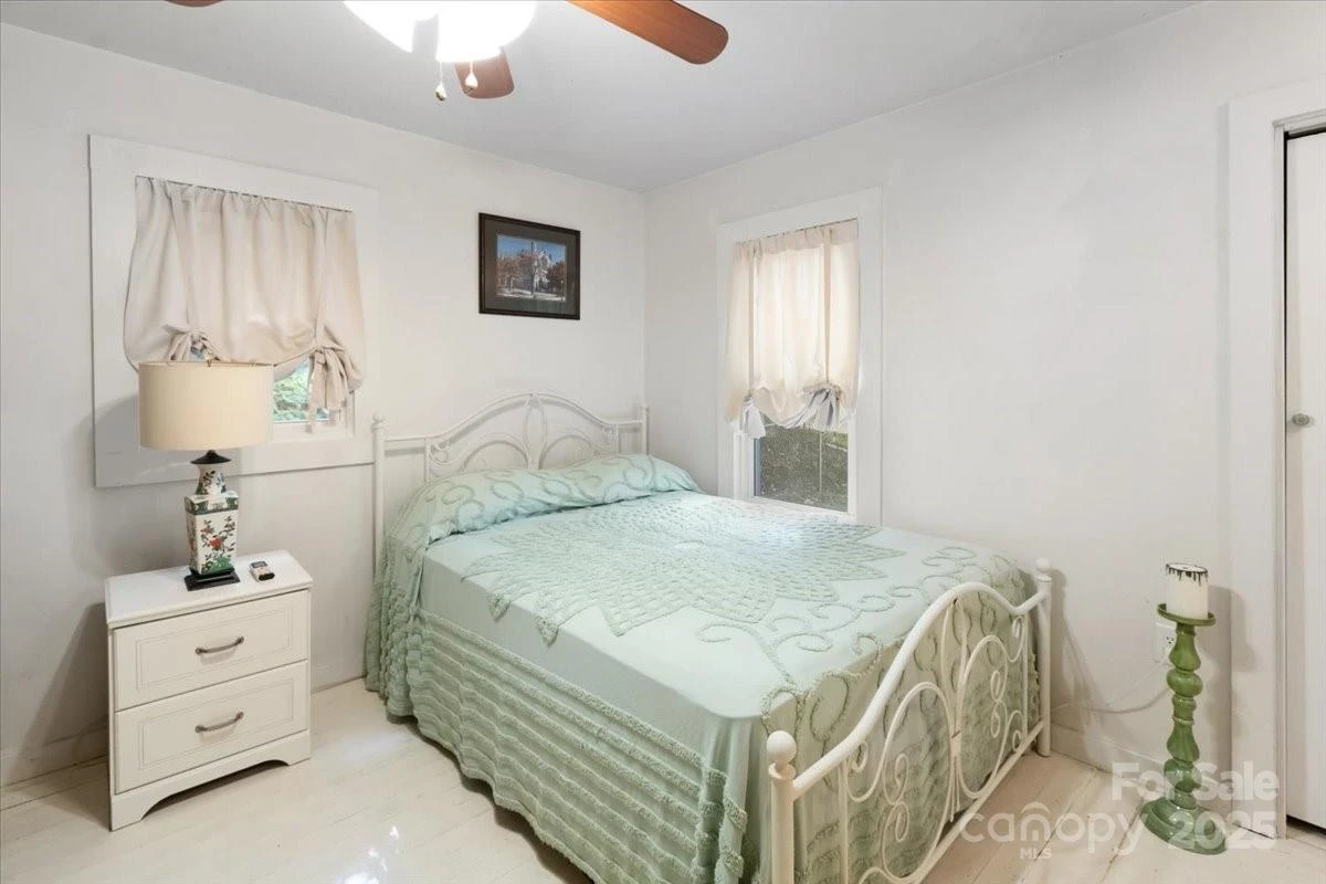 14840 US 25/70 Highway - Photo 22