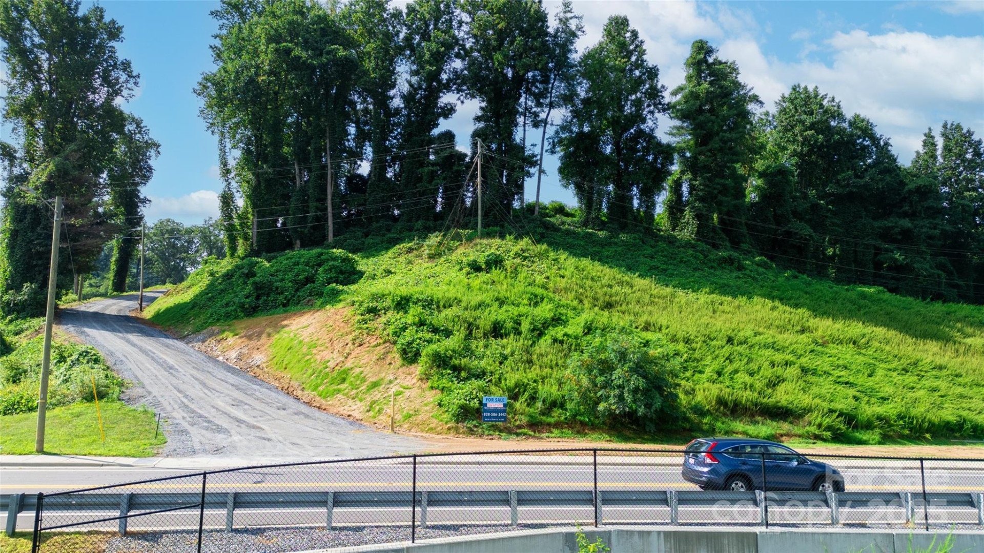 115 Haywood Road - Photo 9