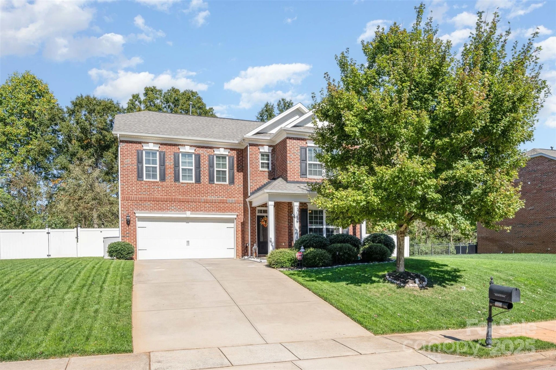 1655 Durant Drive - Photo 3